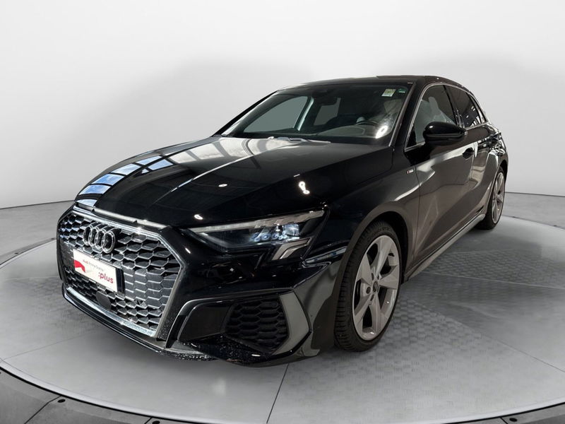 Audi A3 Sportback 30 TDI S line edition  del 2023 usata a Pistoia