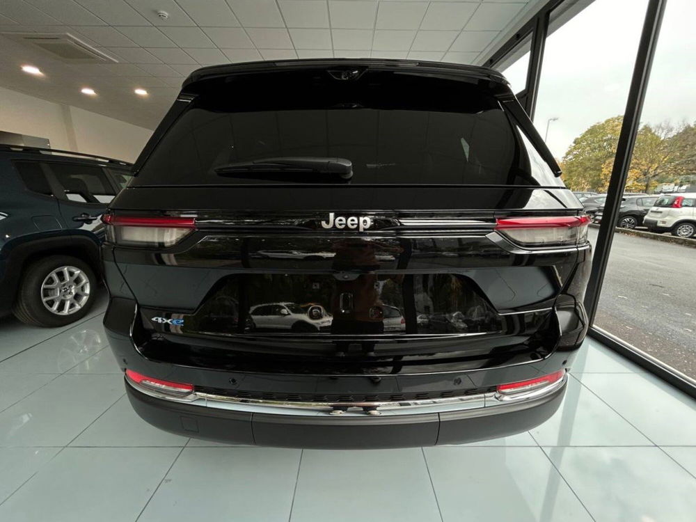 Jeep Grand Cherokee nuova a Ancona (4)