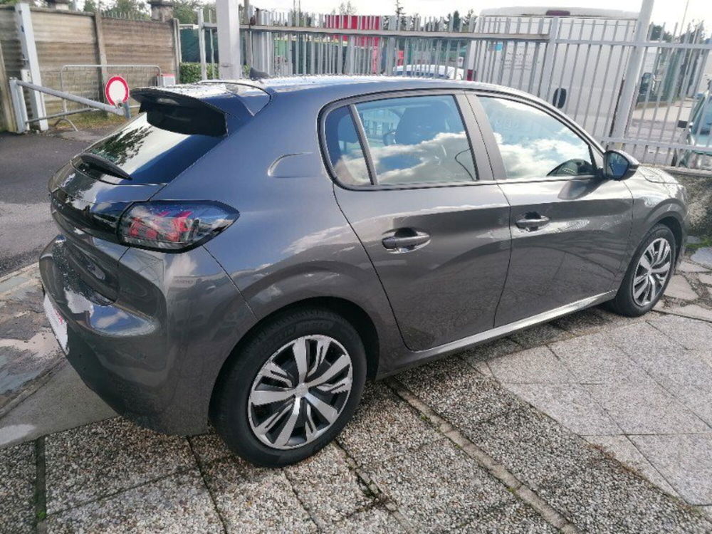 Peugeot 208 usata a Milano (4)