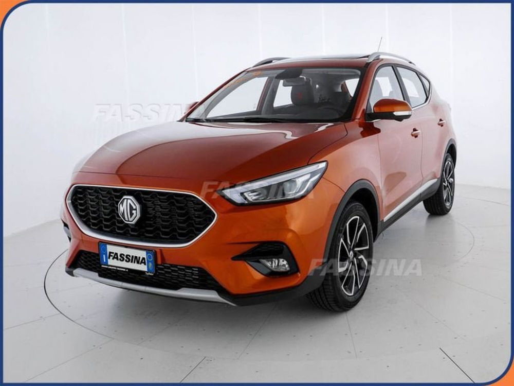 Mg ZS (2021-->) nuova a Milano (3)