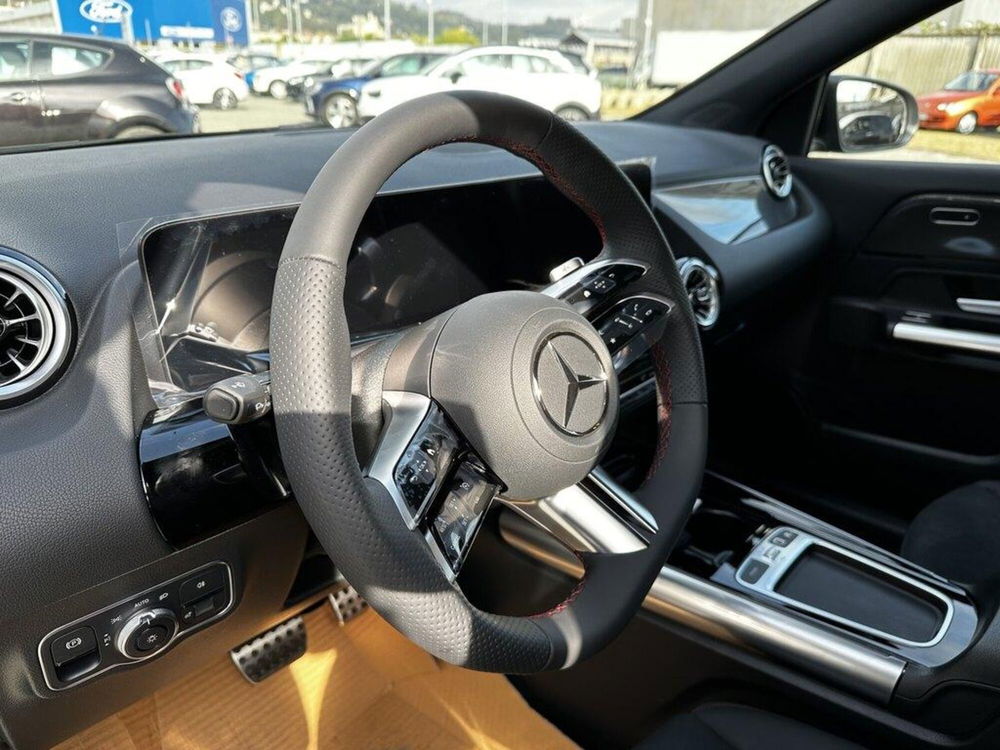 Mercedes-Benz GLA SUV nuova a Torino (13)