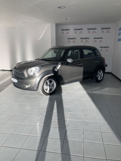 MINI Mini Clubman 2.0 16V Cooper D Clubman Automatica  del 2012 usata a Barletta