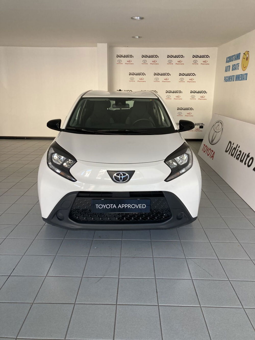 Toyota Aygo X usata a Barletta-Andria-Trani (5)