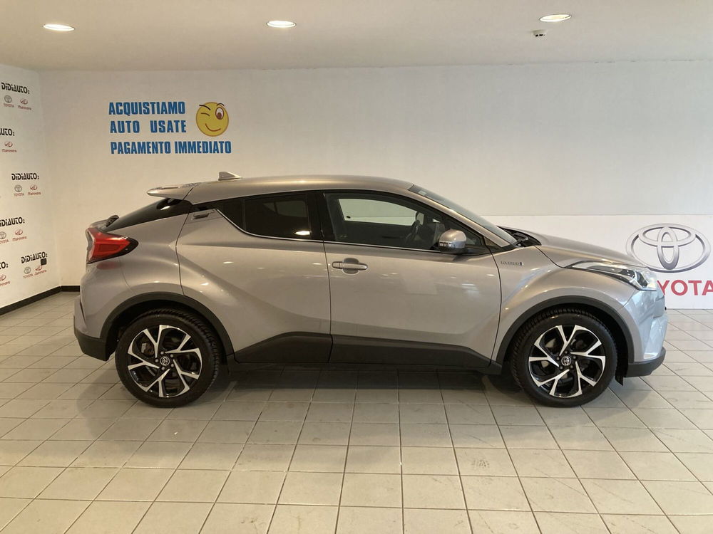 Toyota Toyota C-HR usata a Barletta-Andria-Trani (3)