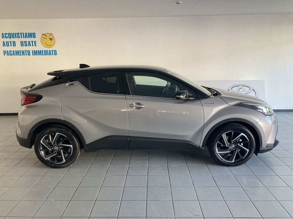 Toyota Toyota C-HR usata a Barletta-Andria-Trani (4)