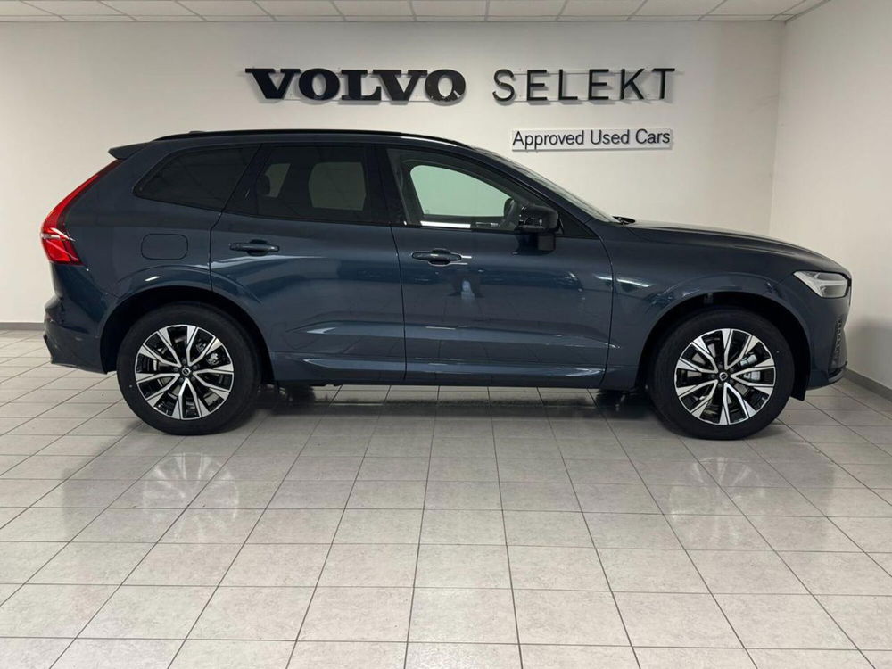 Volvo XC60 nuova a Como (9)