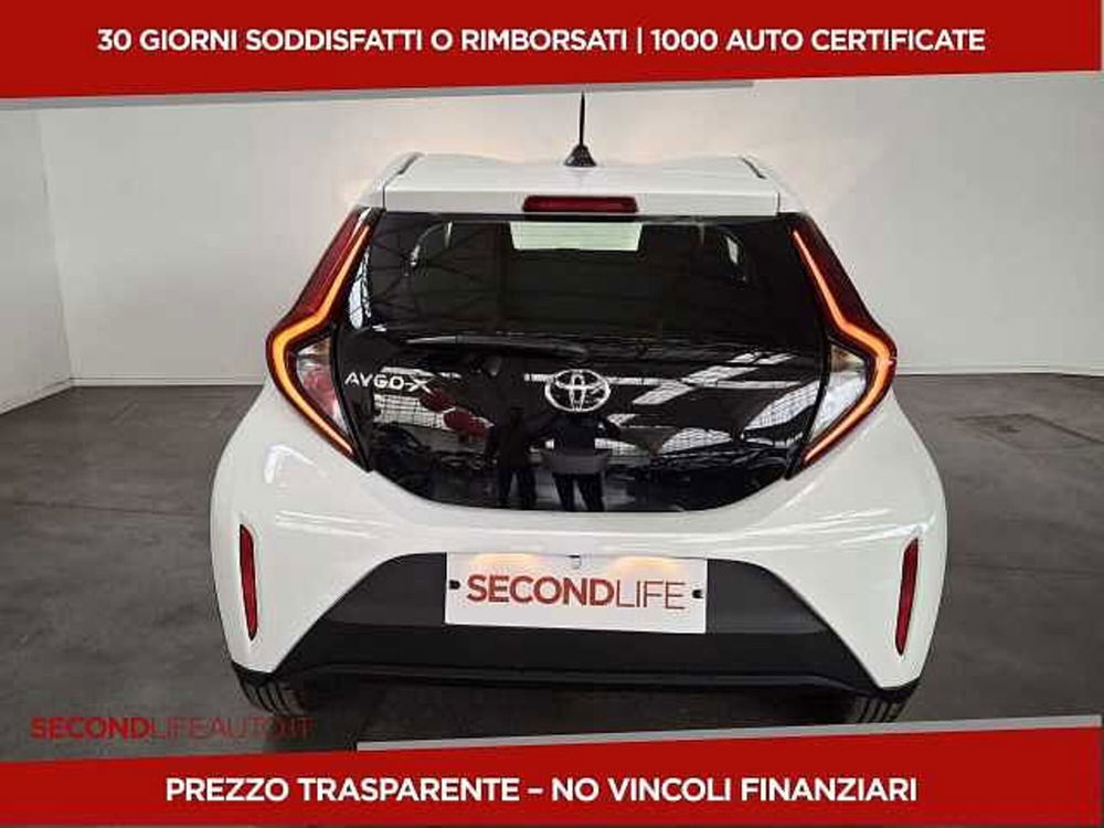 Toyota Aygo X nuova a Chieti (14)