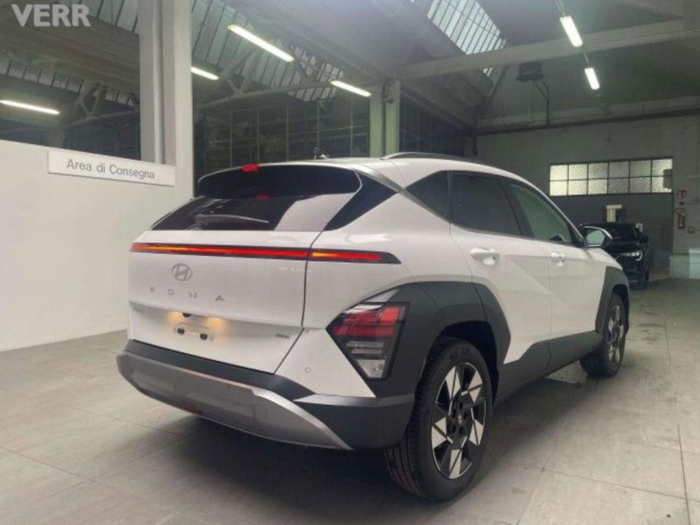 Hyundai Kona nuova a Milano (8)