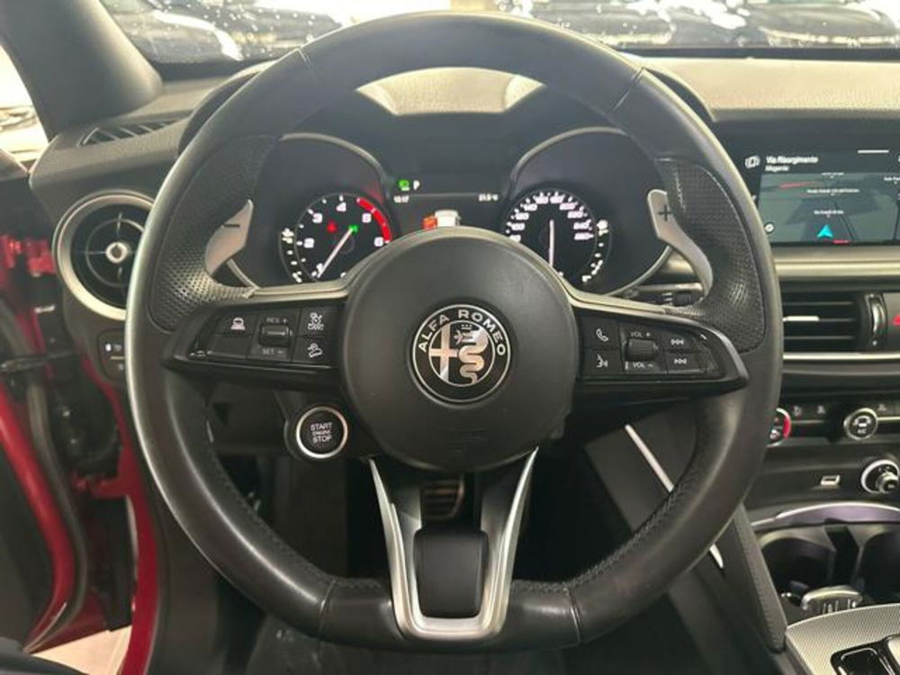 Alfa Romeo Stelvio usata a Milano (12)