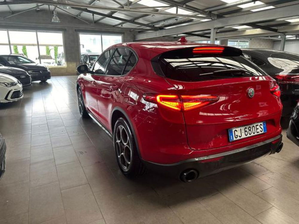 Alfa Romeo Stelvio usata a Milano (5)