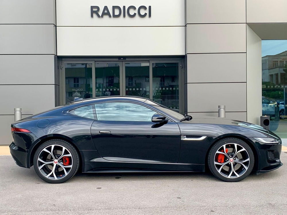 Jaguar F-Type Coupé usata a Bari (5)