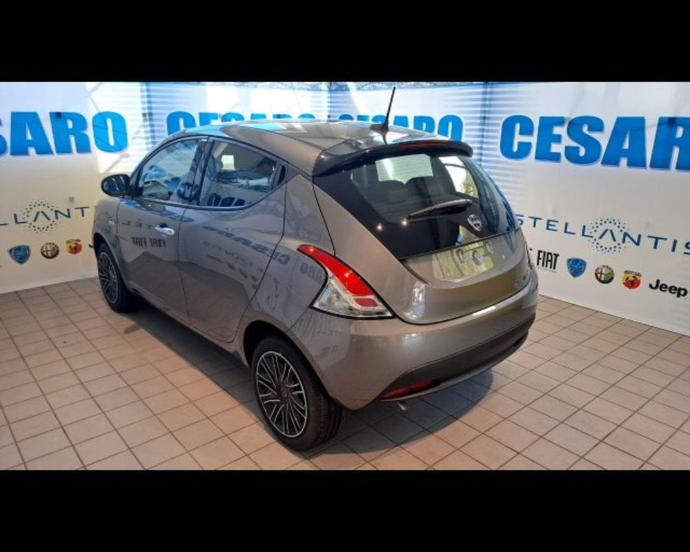 Lancia Ypsilon nuova a Aosta (3)