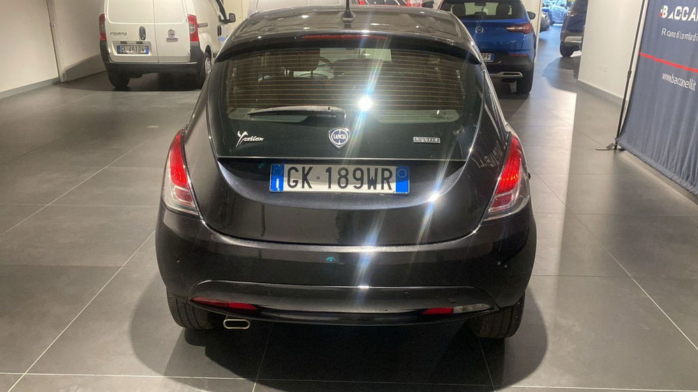 Lancia Ypsilon usata a Bergamo (3)