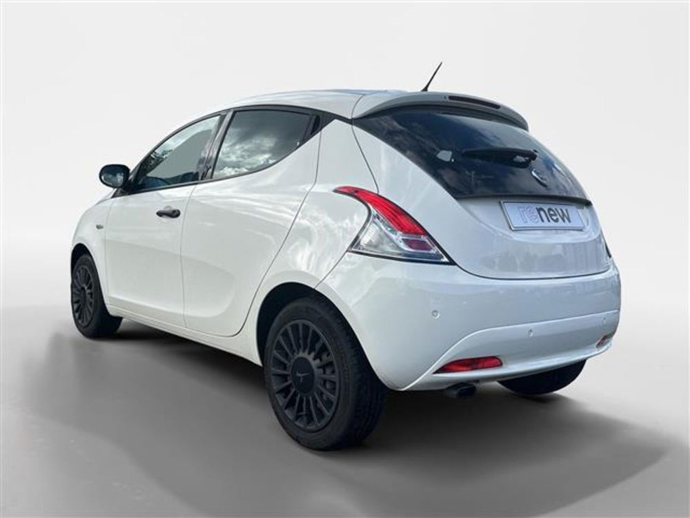 Lancia Ypsilon usata a Torino (3)