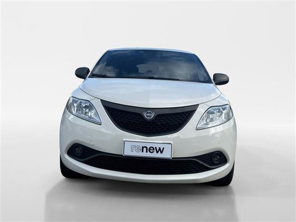 Lancia Ypsilon usata a Torino (6)