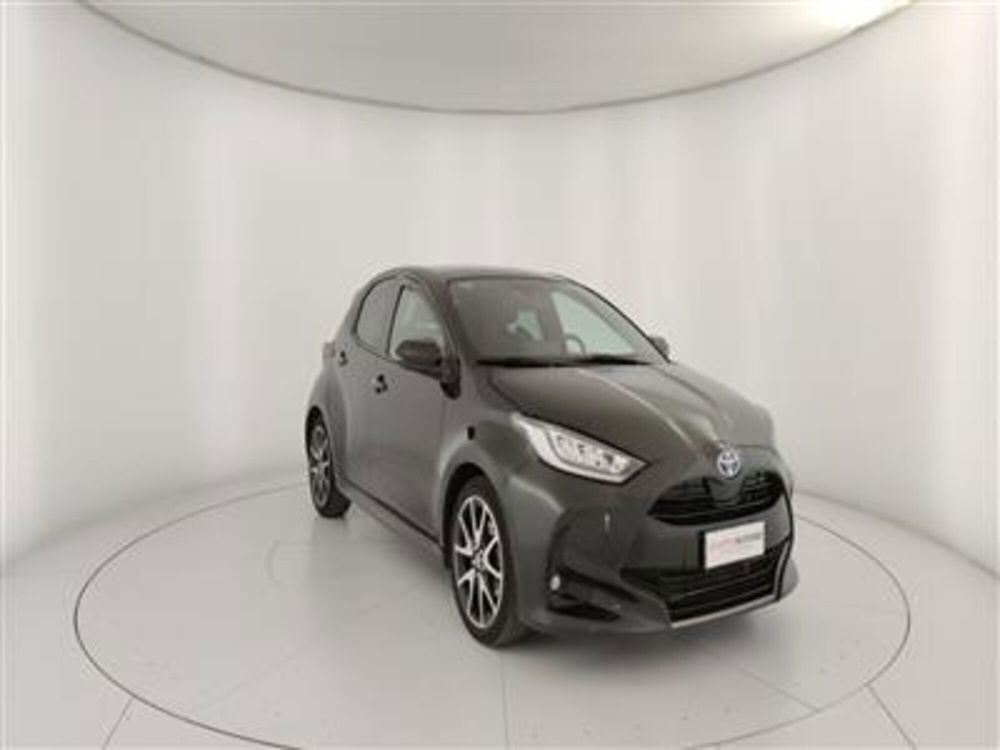 Toyota Yaris usata a Bari (11)