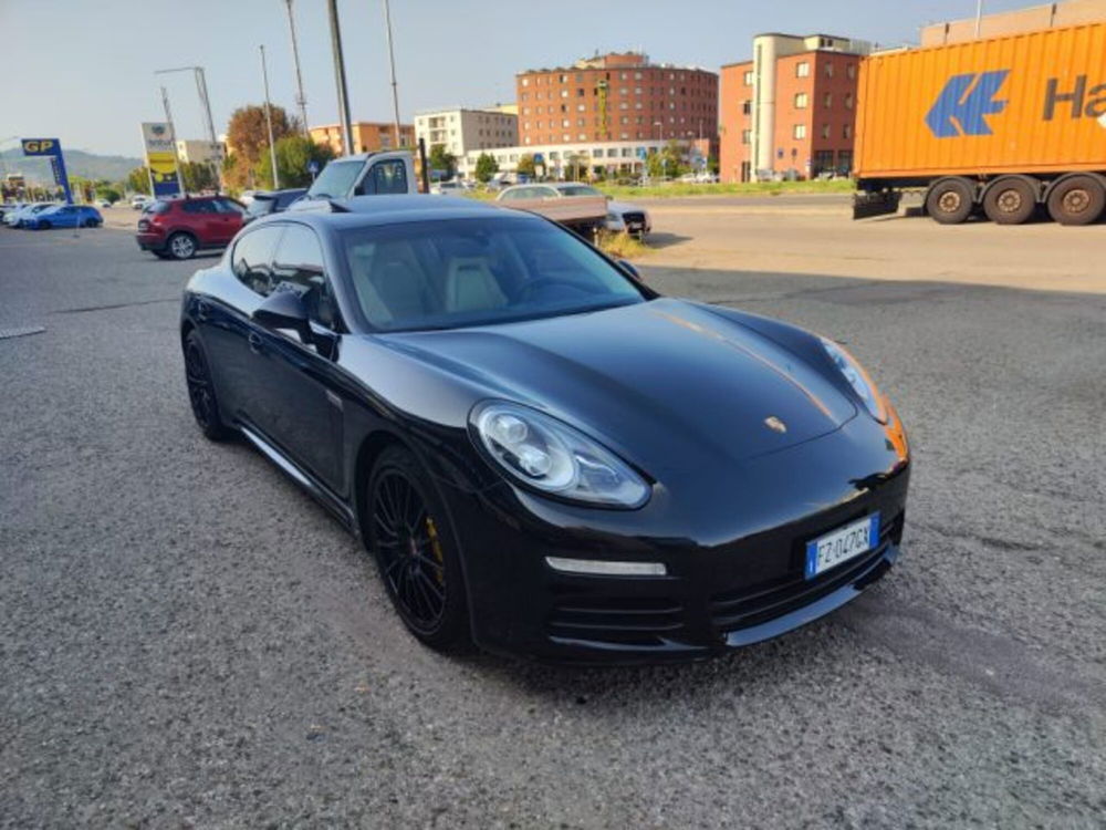 Porsche Panamera usata a Modena (3)