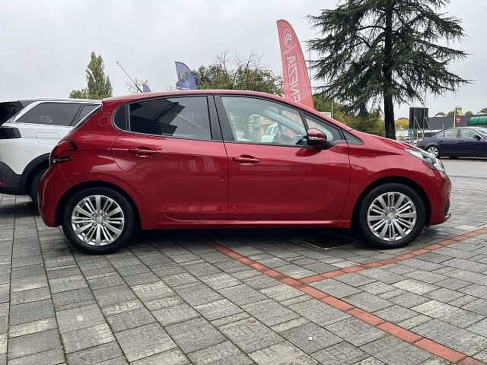 Peugeot 208 usata a Venezia (4)