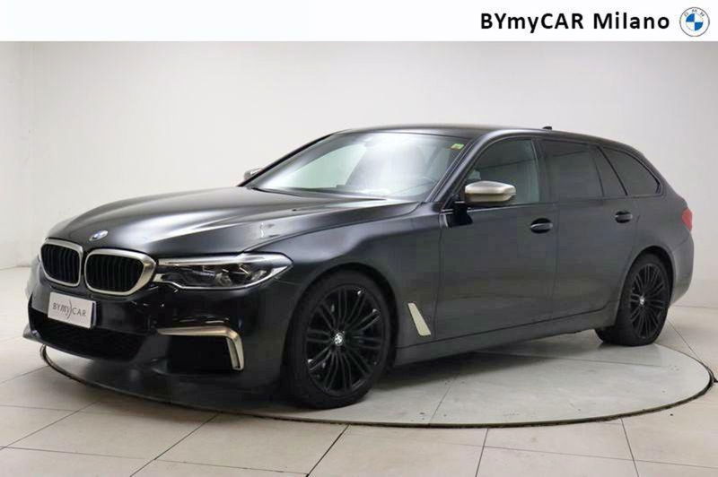 BMW Serie 5 Touring M 550d xDrive  del 2019 usata a Milano