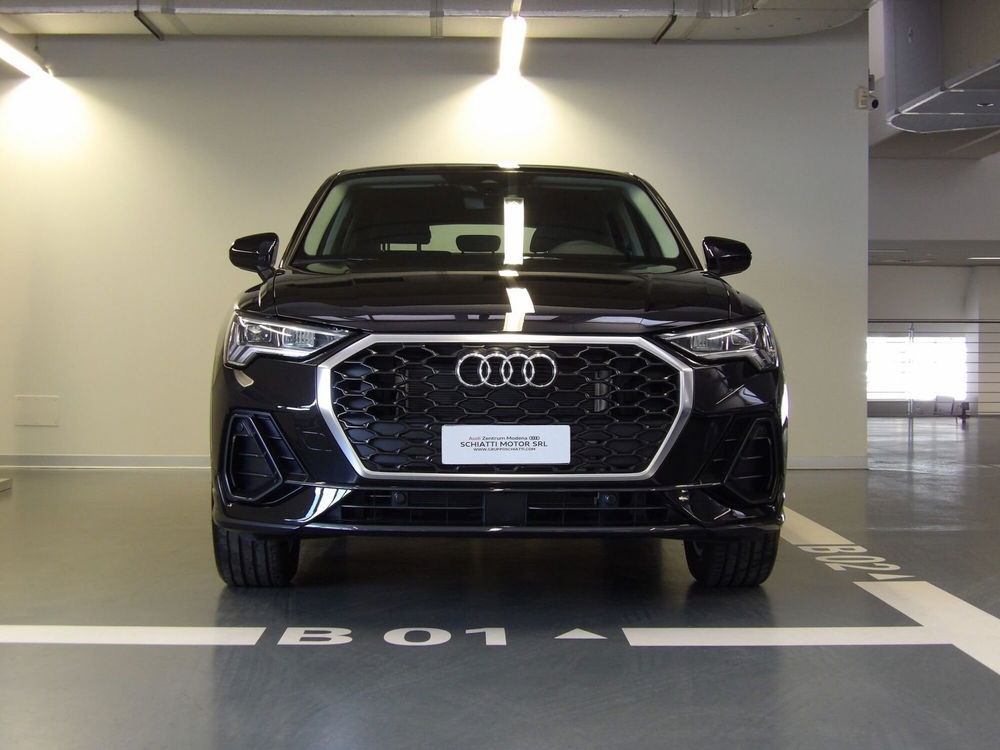 Audi Q3 Sportback nuova a Modena (2)