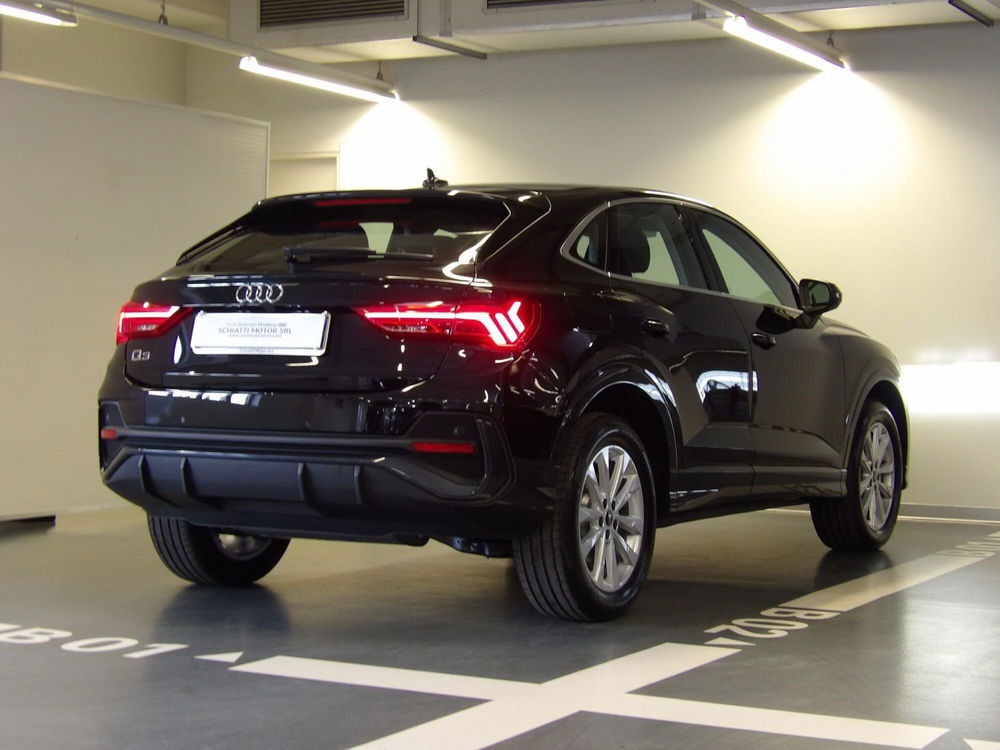 Audi Q3 Sportback nuova a Modena (4)