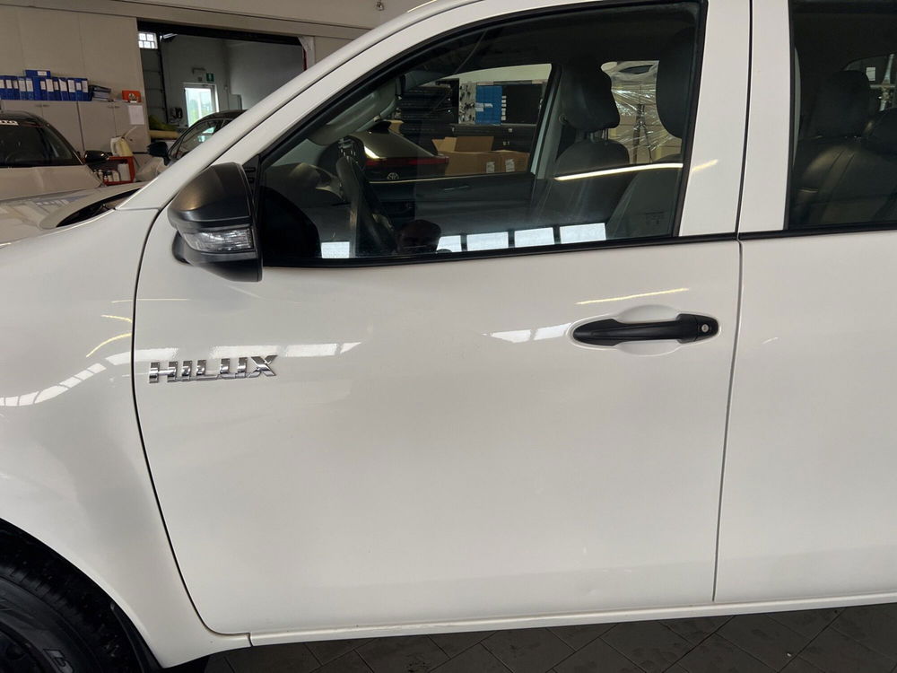 Toyota Hilux usata a Piacenza (10)