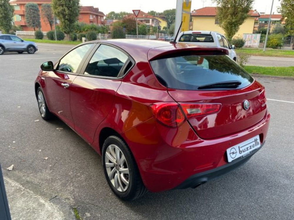 Alfa Romeo Giulietta usata a Milano (7)