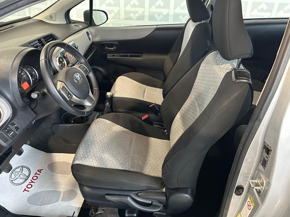 Toyota Yaris usata a Prato (8)