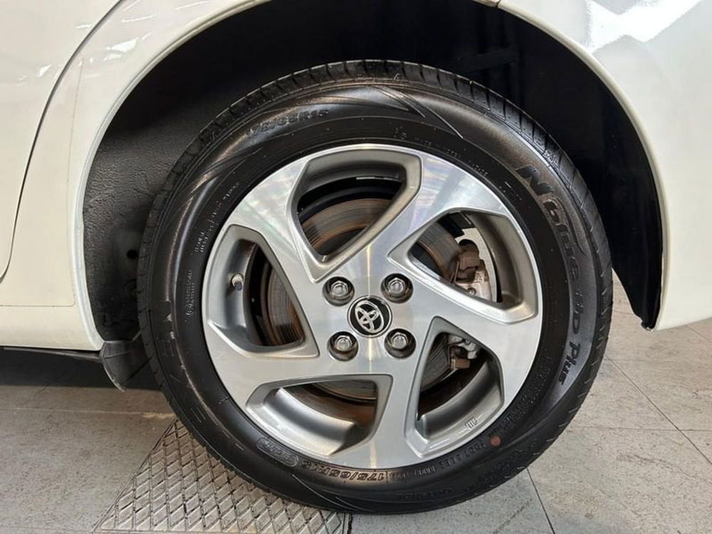 Toyota Yaris usata a Prato (13)