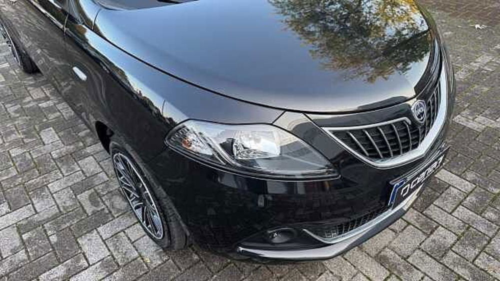 Lancia Ypsilon usata a Milano (20)