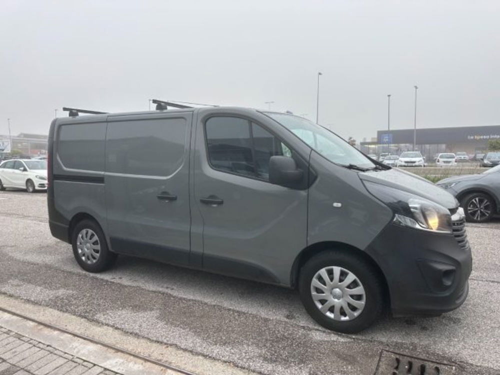 Opel Vivaro Furgone usata a Lodi (4)