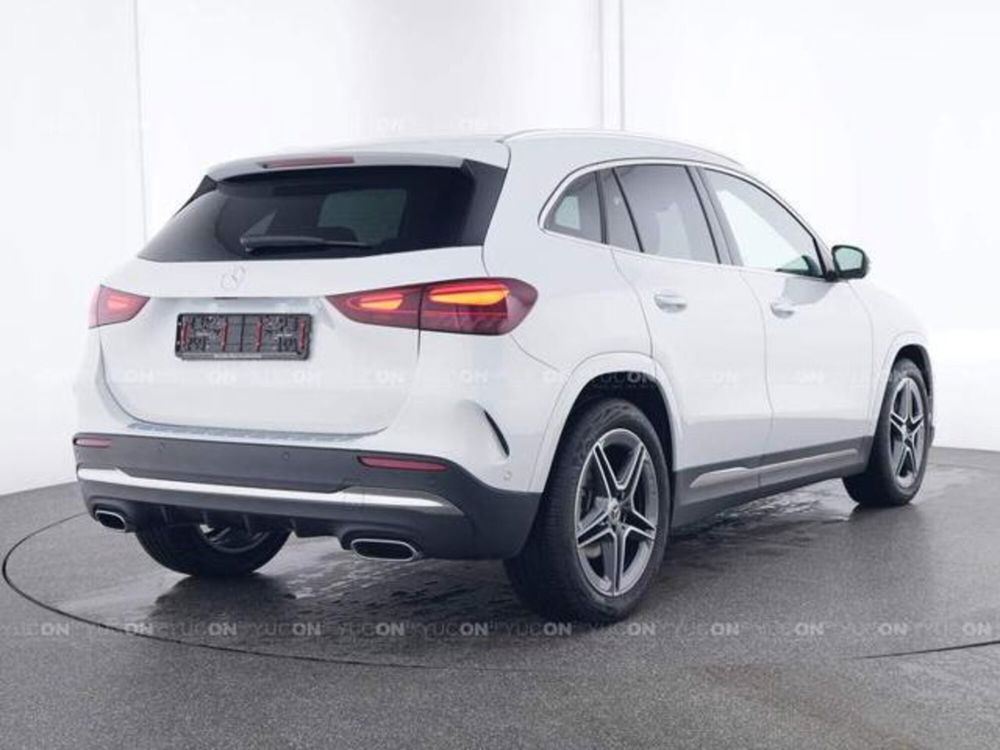 Mercedes-Benz GLA SUV usata a Napoli (2)