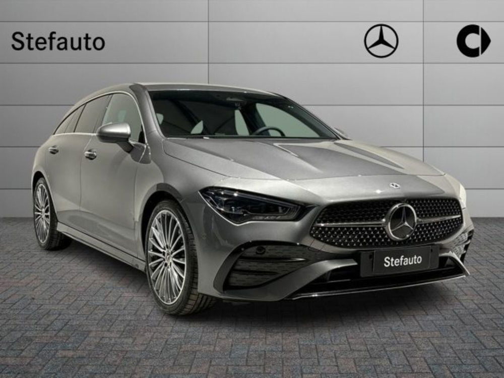 Mercedes-Benz CLA Shooting Brake nuova a Bologna