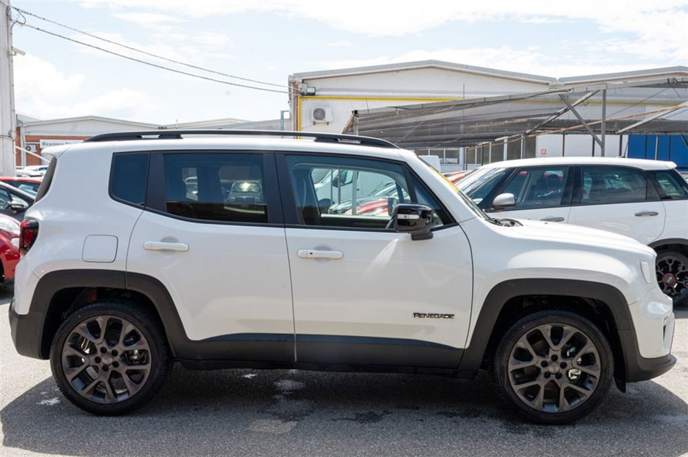 Jeep Renegade nuova a Torino (4)