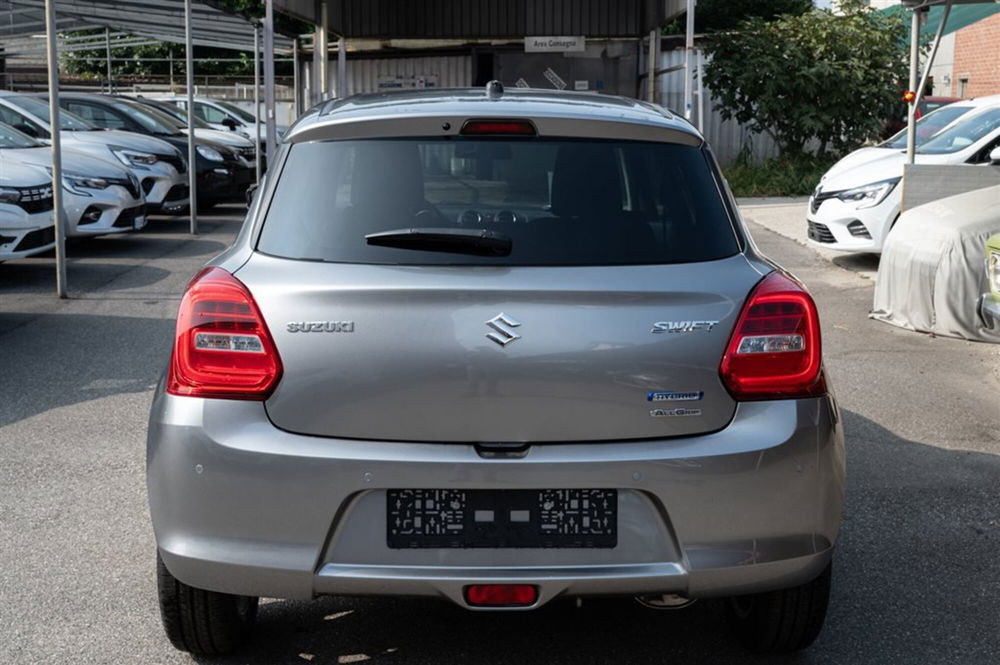 Suzuki Swift nuova a Torino (5)