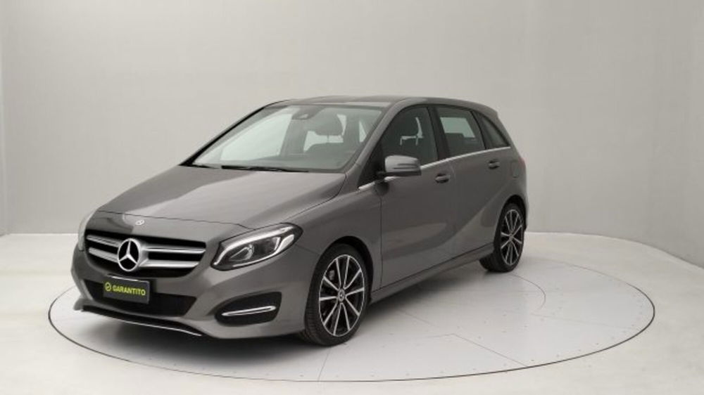 Mercedes-Benz CLA Shooting Brake usata a Torino