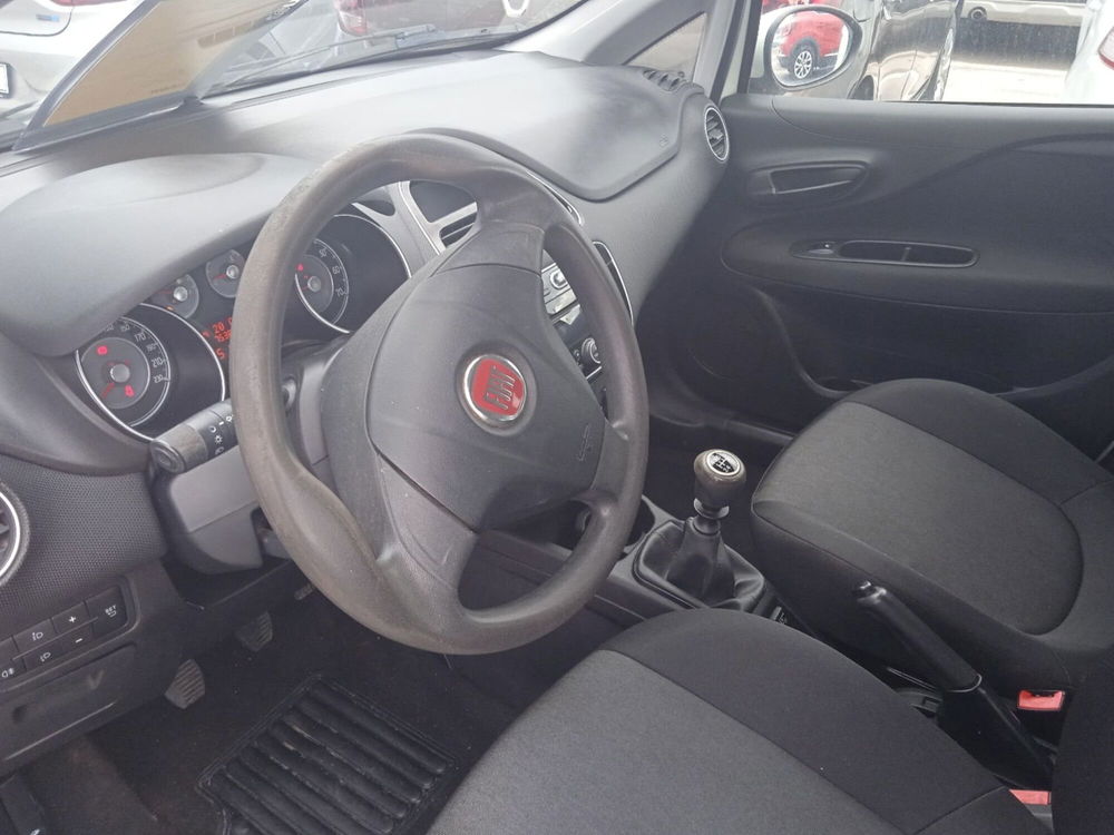 Fiat Punto usata a Roma (11)