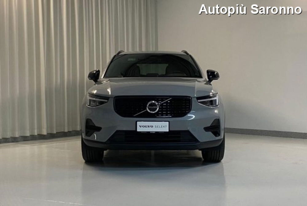 Volvo XC40 usata a Varese (3)