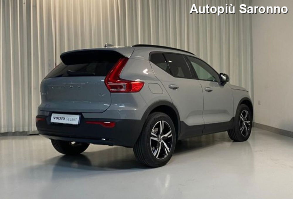 Volvo XC40 usata a Varese (5)