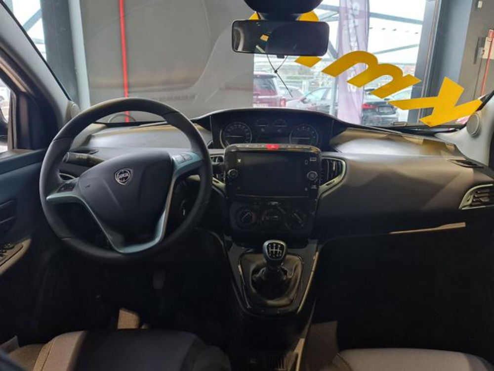 Lancia Ypsilon nuova a Torino (2)