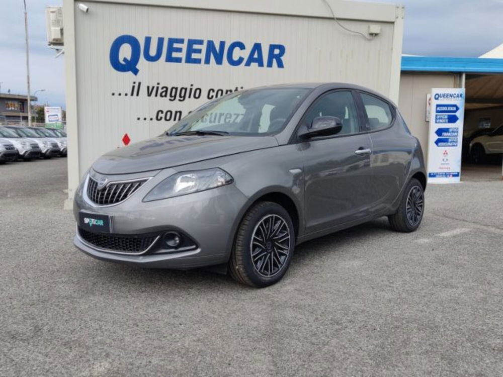 Lancia Ypsilon nuova a Torino