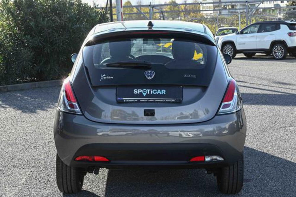 Lancia Ypsilon nuova a Torino (6)