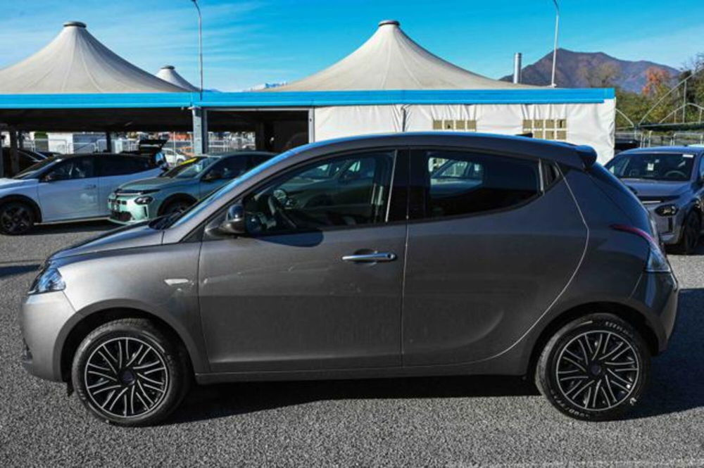 Lancia Ypsilon nuova a Torino (8)