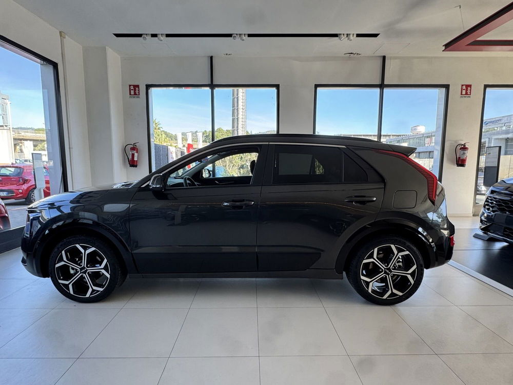 Kia Niro nuova a La Spezia (4)