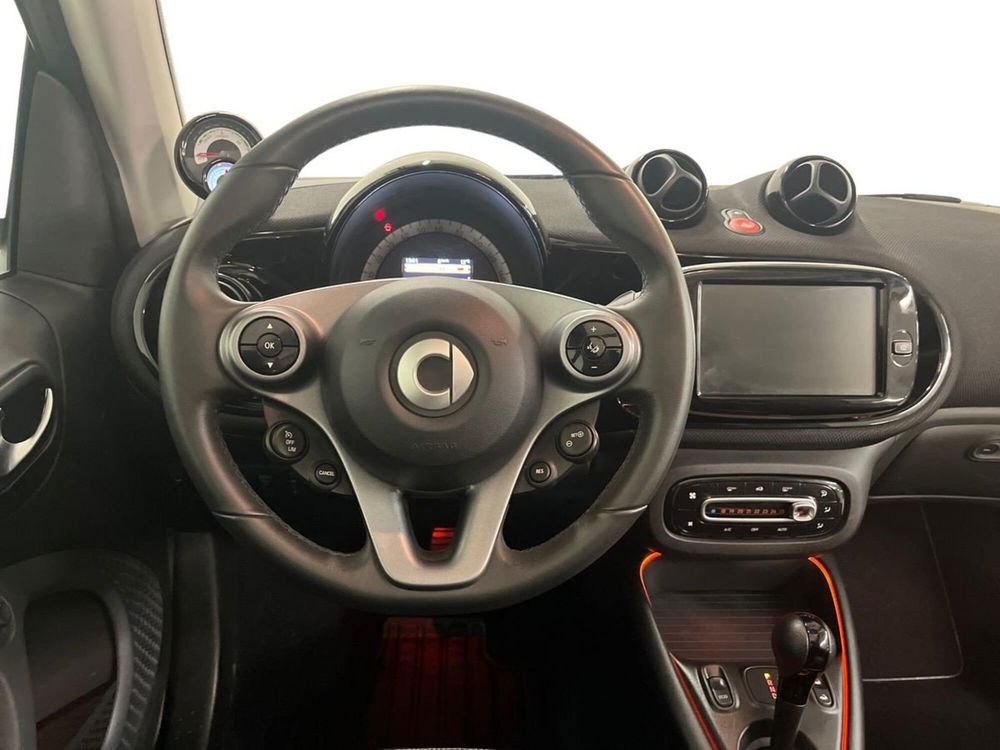 smart Fortwo Cabrio usata a Milano (11)