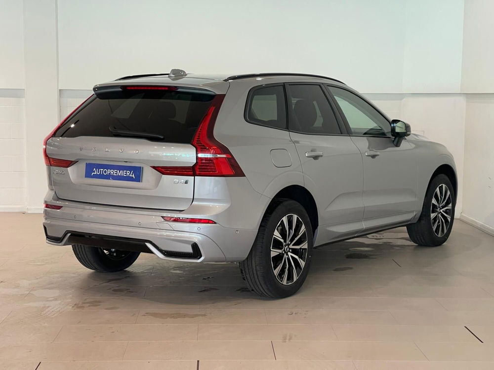 Volvo XC60 nuova a Como (6)