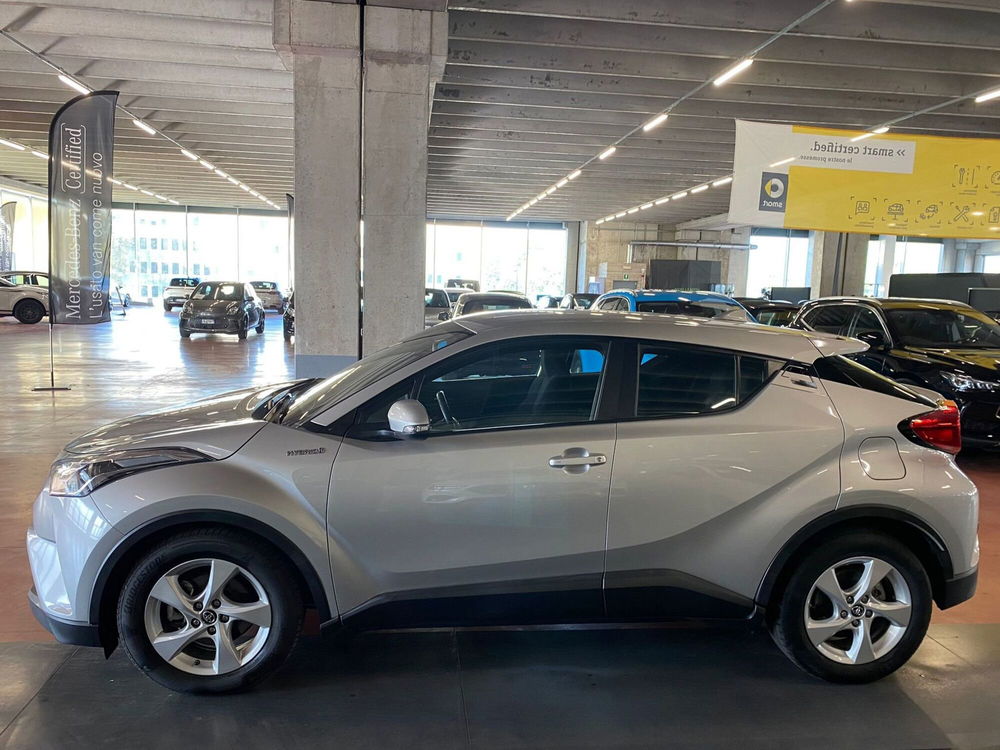 Toyota Toyota C-HR usata a Milano (3)