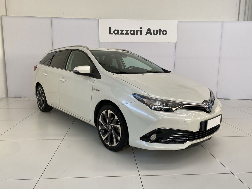 Toyota Auris Station Wagon usata a Lodi (3)