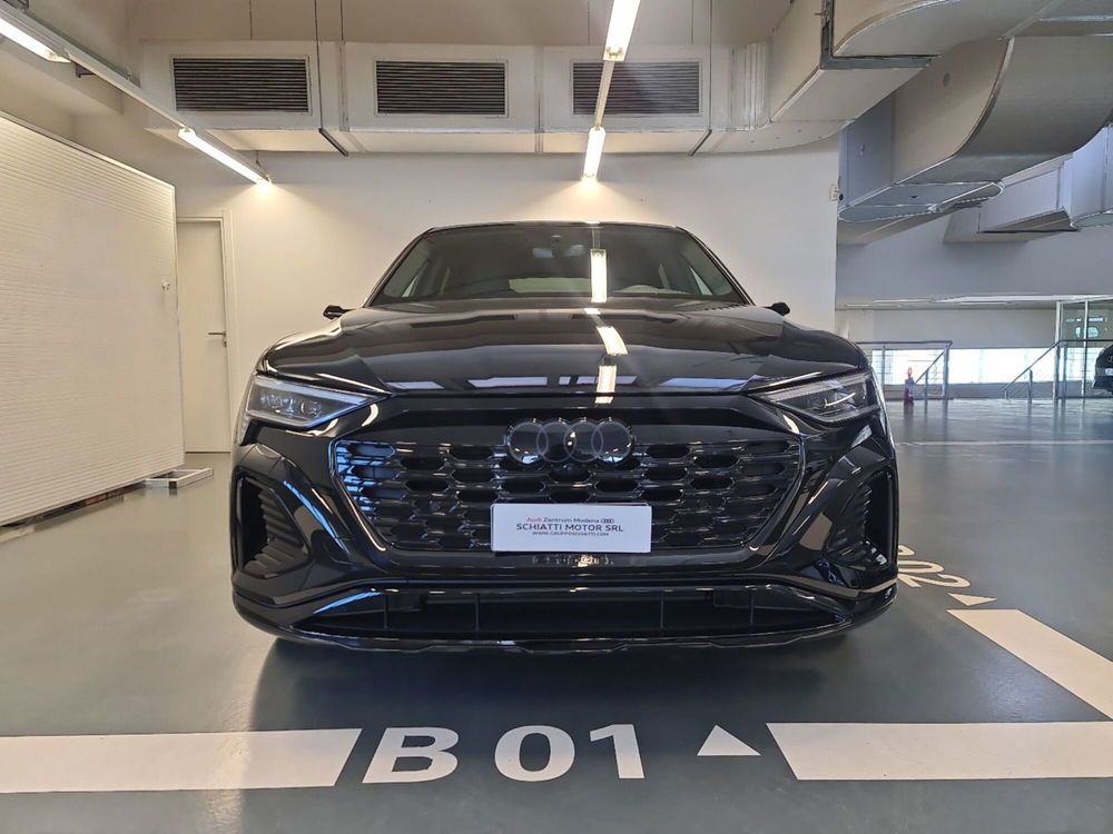 Audi Q8 Sportback nuova a Modena (2)