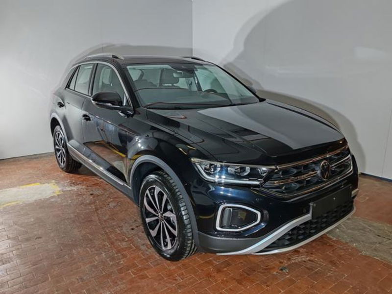 Volkswagen T-Roc 1.5 tsi R-Line nuova a Torino